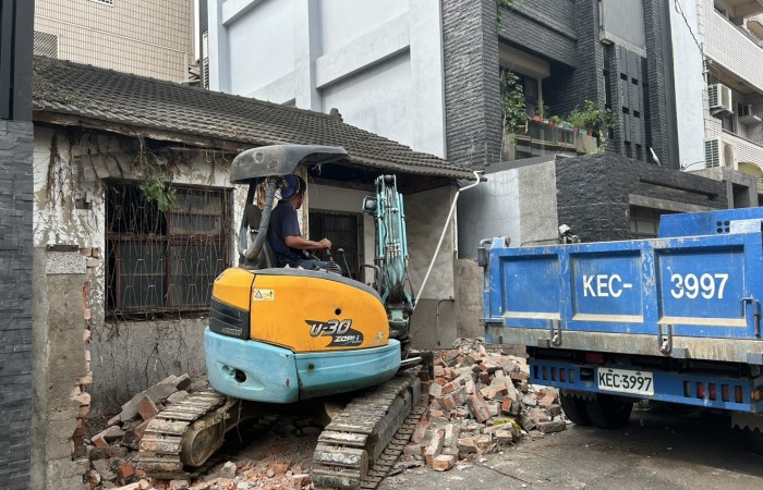 舊屋翻修打除工程 (11)